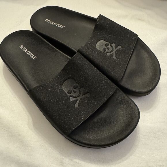 SOULCYCLE x BRANDBLACK Skull Legend Slide in Black Women's Size 7 - Picture 1 of 9